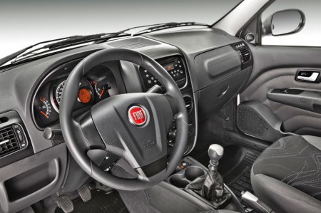 Nuevo Interior Fiat Strada 2013